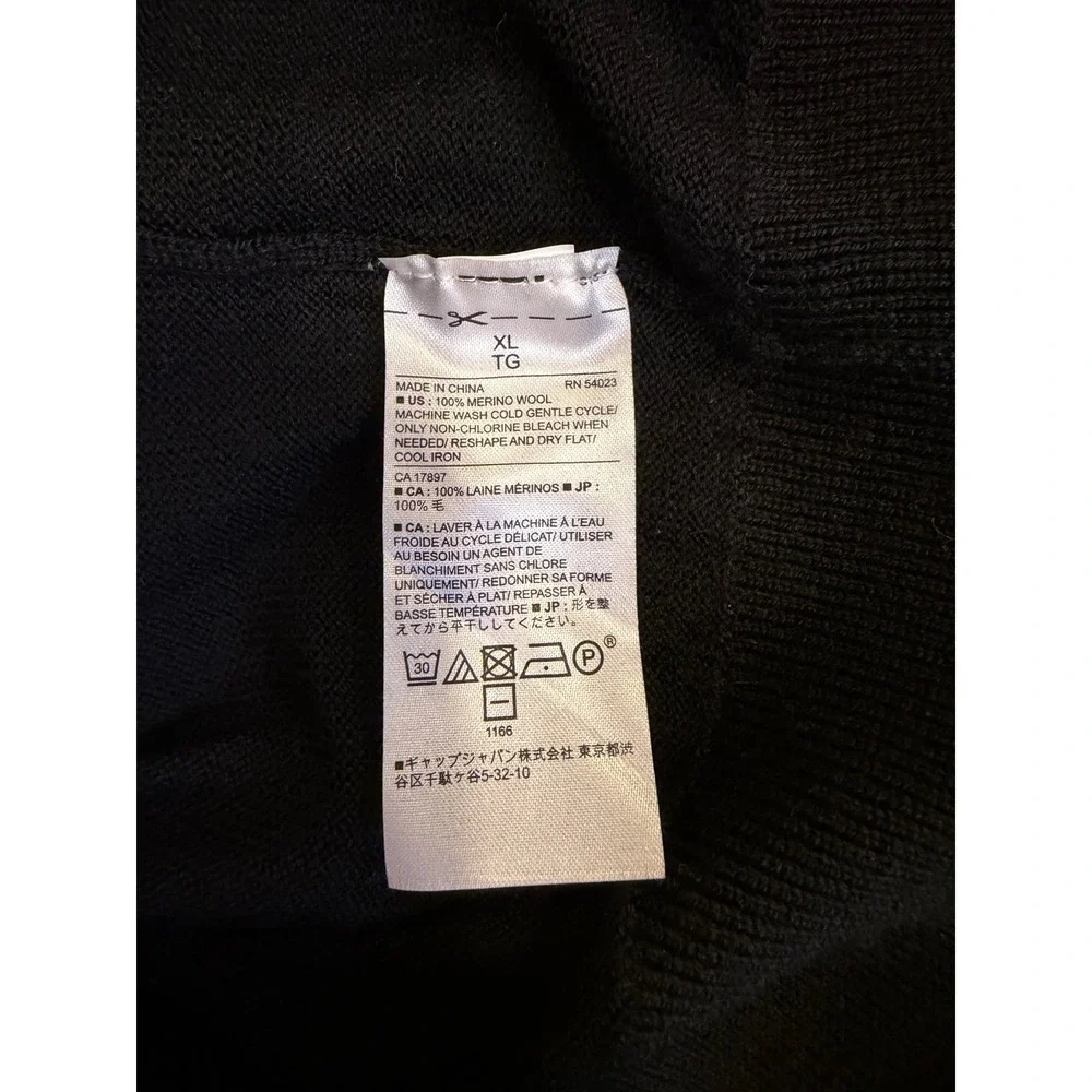 Banana Republic Mens Black 100% Merino Wool V‎ Neck Long Sleeve Sweater XL